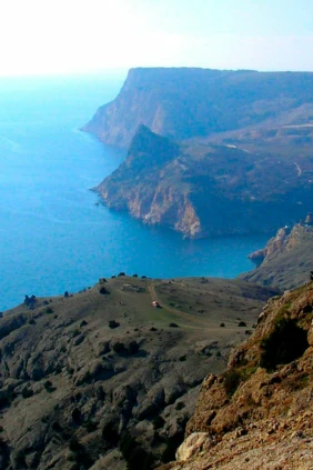 Балаклава, скалистые склоны