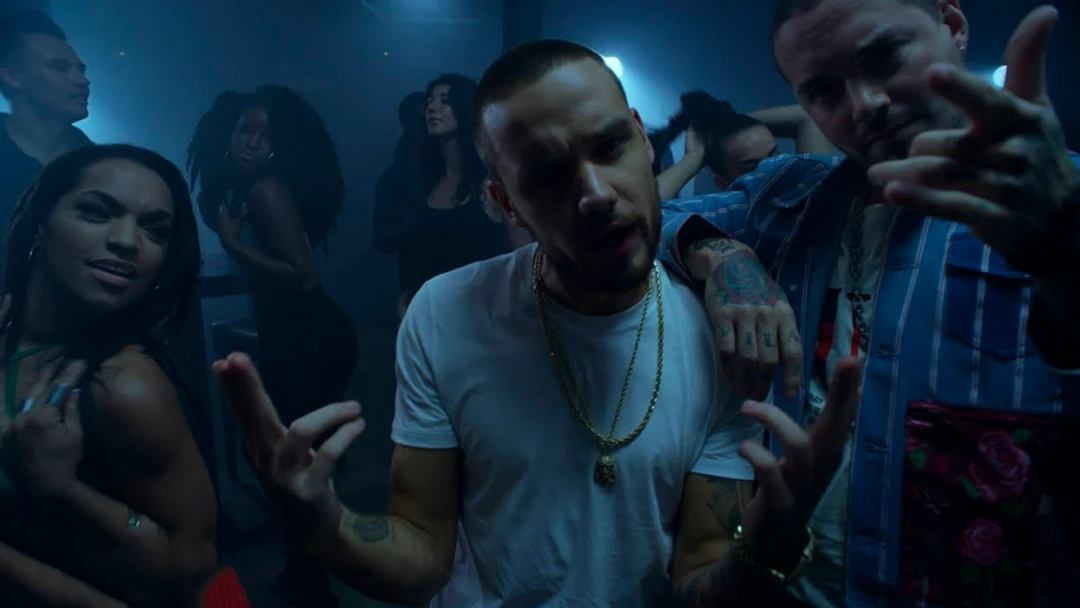 Передача Liam Payne and J Balvin Familiar