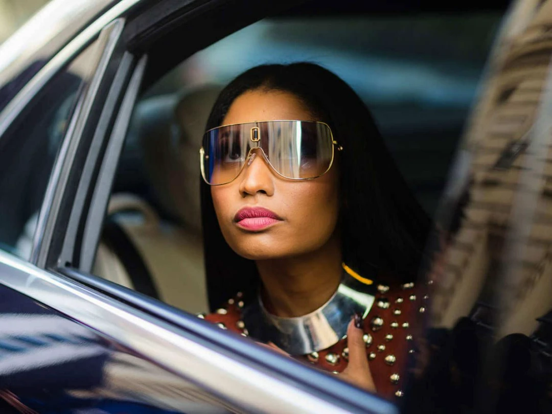 Передача Farruko, Nicki Minaj, Travis Scott. Krippy Kush (Remix) ft. Bad Bunny, Rvssian