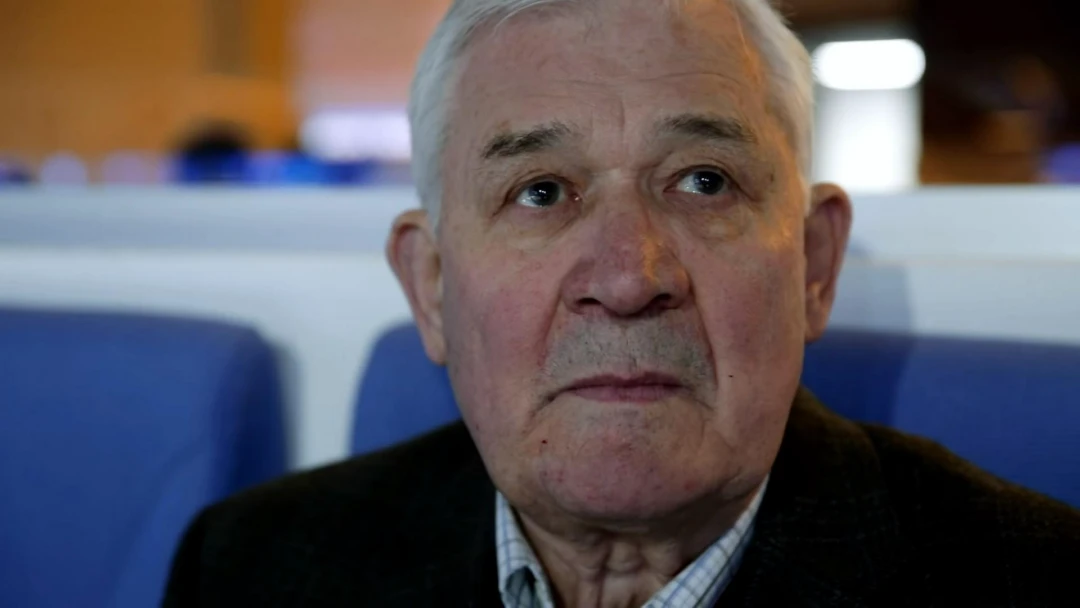Фильм Владимир Юрзинов. Хоккей от первого лица