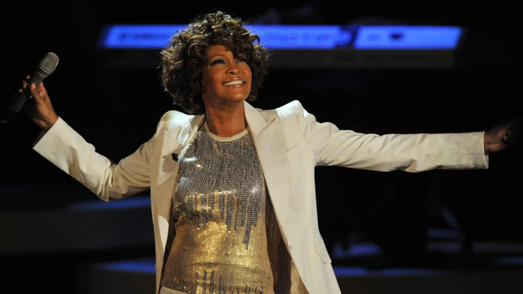 Передача Whitney Houston. Концерт ко дню рождения певицы