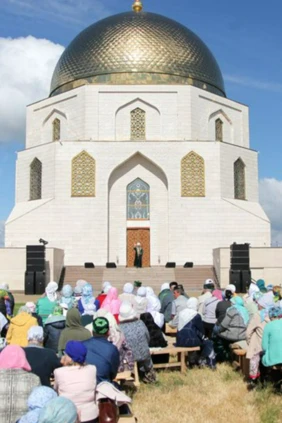 Изге Болгар жыены