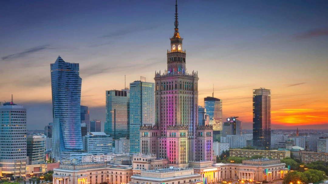 Фильм Варшава, Польша