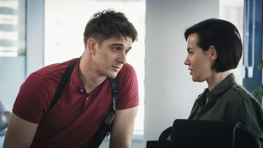 Сериал Змеи и лестницы