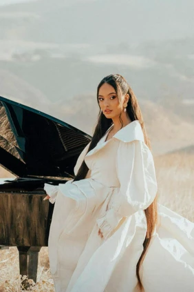 Faouzia and John Legend Minefields