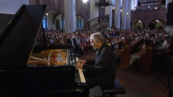 Jacques Loussier: 'Play Bach and More'. The St. Thomas Church of Leipzig