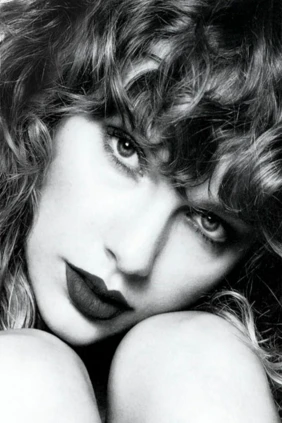 Taylor Swift. Delicate