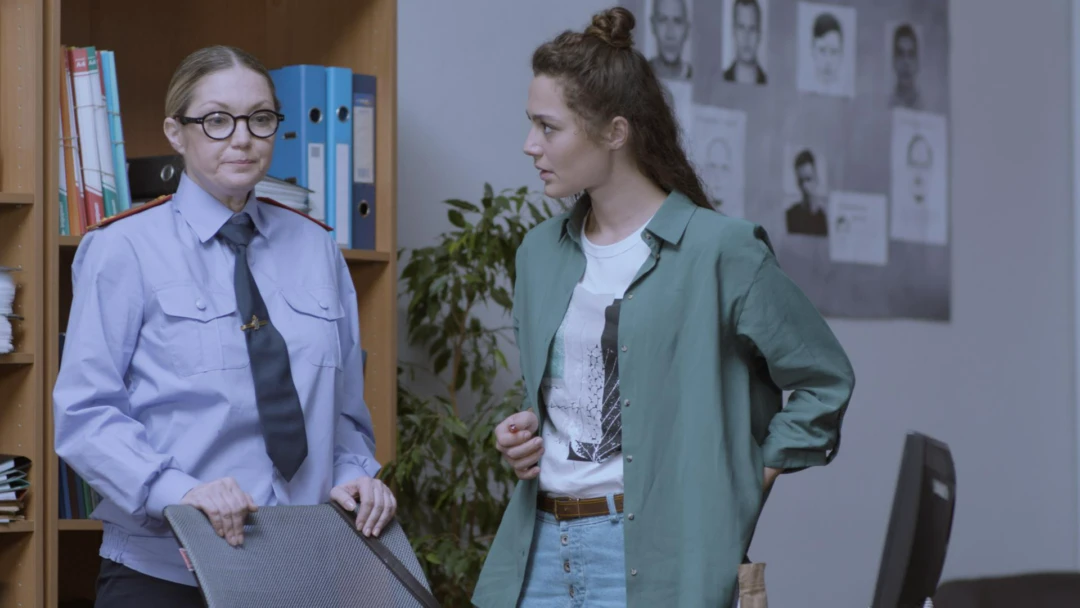 Сериал Алиса против правил