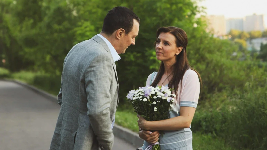 Фильм На солнце, вдоль рядов кукурузы