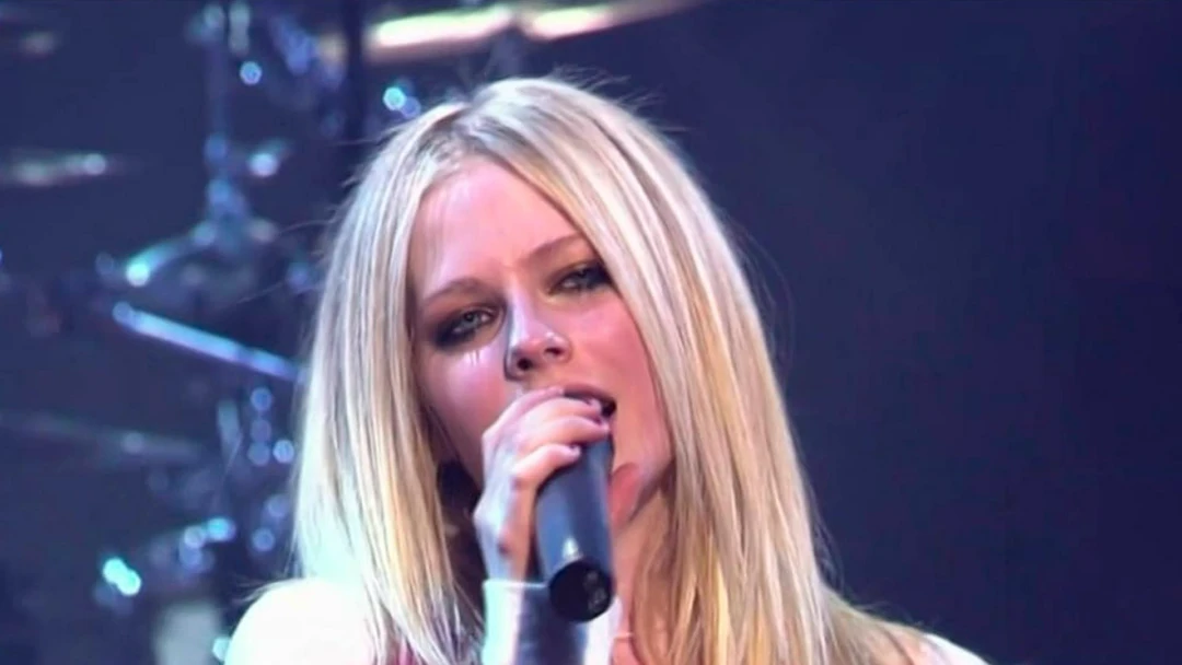 Передача Avril Lavigne - Live in Calgary Calgary, AB, Canada