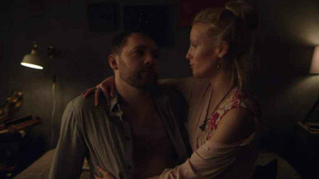 Сериал В постели