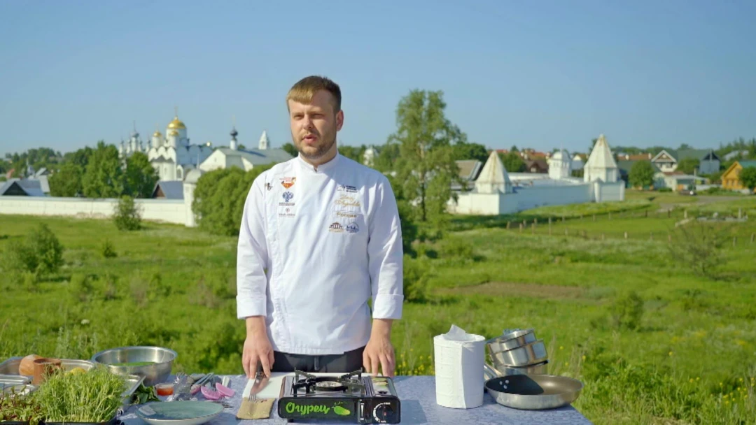 Передача Рецепт Суздаля: судак с тыквой, томлеными огурцами и варенье из огурцов