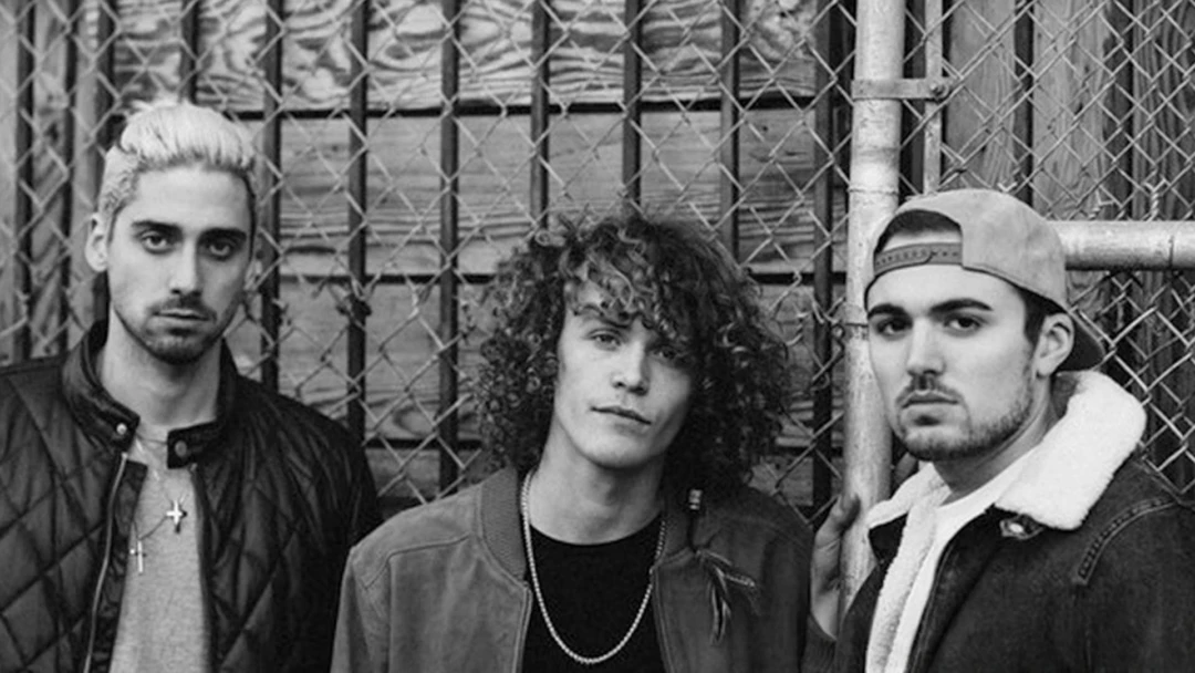 Передача Cheat Codes and Dante Klein. Let Me Hold You (Turn Me On)