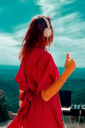 Volkova. Live Melodic House and Progressive House DJ Mix. Castell de Serra