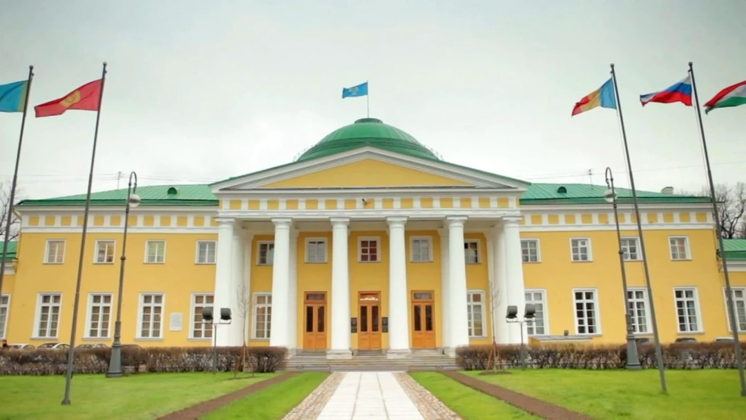Фильм Таврический дворец