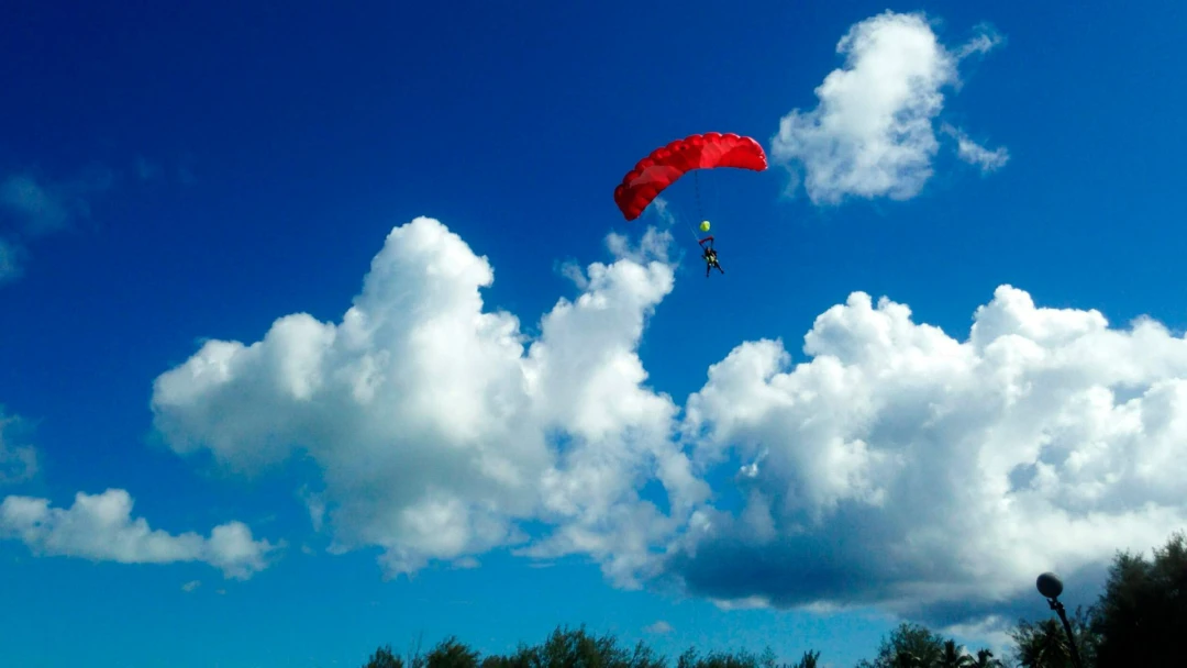 Передача Полёт над раем