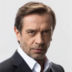 Владимир Машков