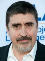 Альфред Молина
