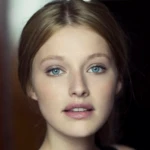 Элла-Джун Генрард