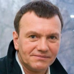 Александр Наумов