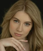 Елена Манакова