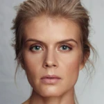 Алина Томникова