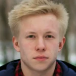 Денис Сухомлинов