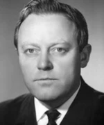 Олег Хроменков