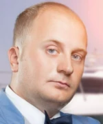 Денис Иванов