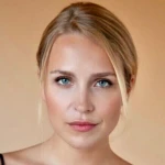Елена Дудина