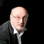 Михаил Козаков