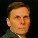 Олег Корпачев
