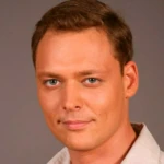 Артем Артемьев