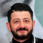 Михаил Галустян