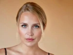 Елена Дудина