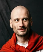 Александр Караваев