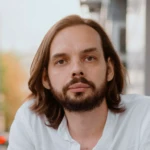 Денис Бузин