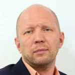 Анатолий Кузичев