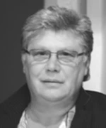 Юрий Захаренков