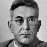Юрий Лавров
