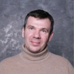 Максим Важов