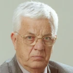 Раймонд Паулс