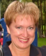Елена Серова
