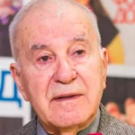 Виталий Аксенов